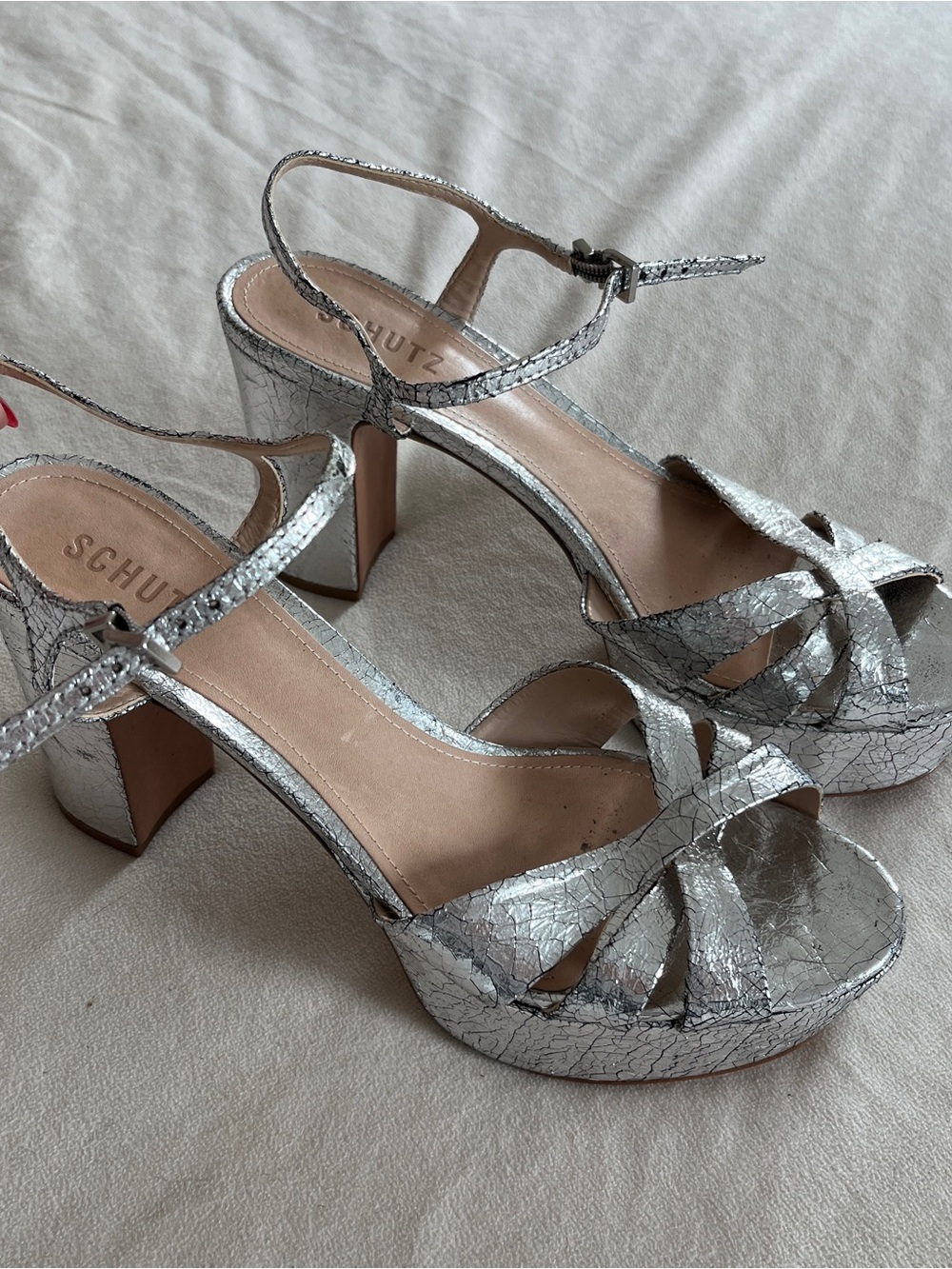 Schutz Keefa Heeled Sandal in Silver Foil Size 11 - Picture 2 of 8